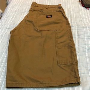 Men’s Dickies shorts